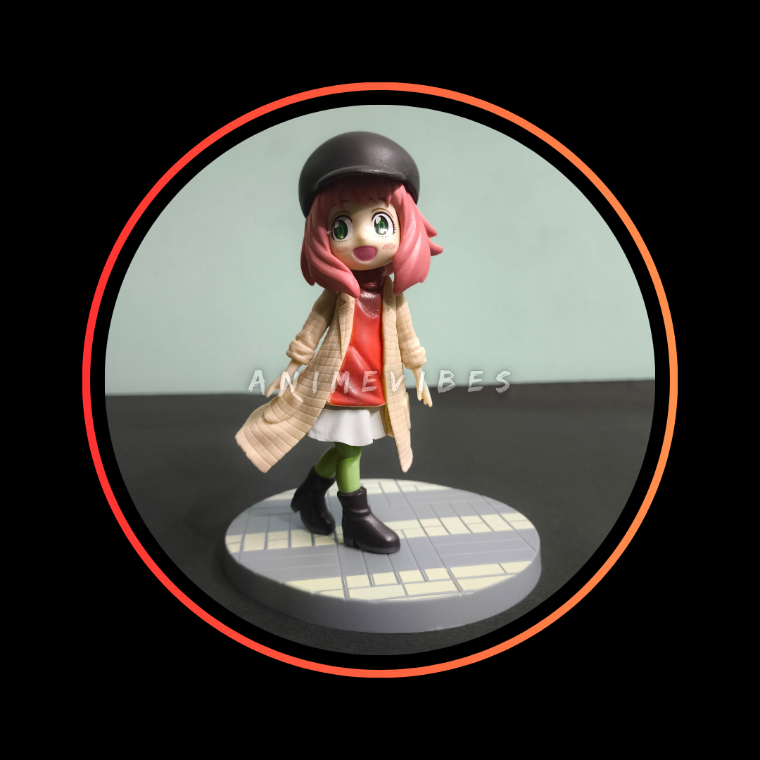 Adorable Anya – 13cm Winter Stroll Edition
