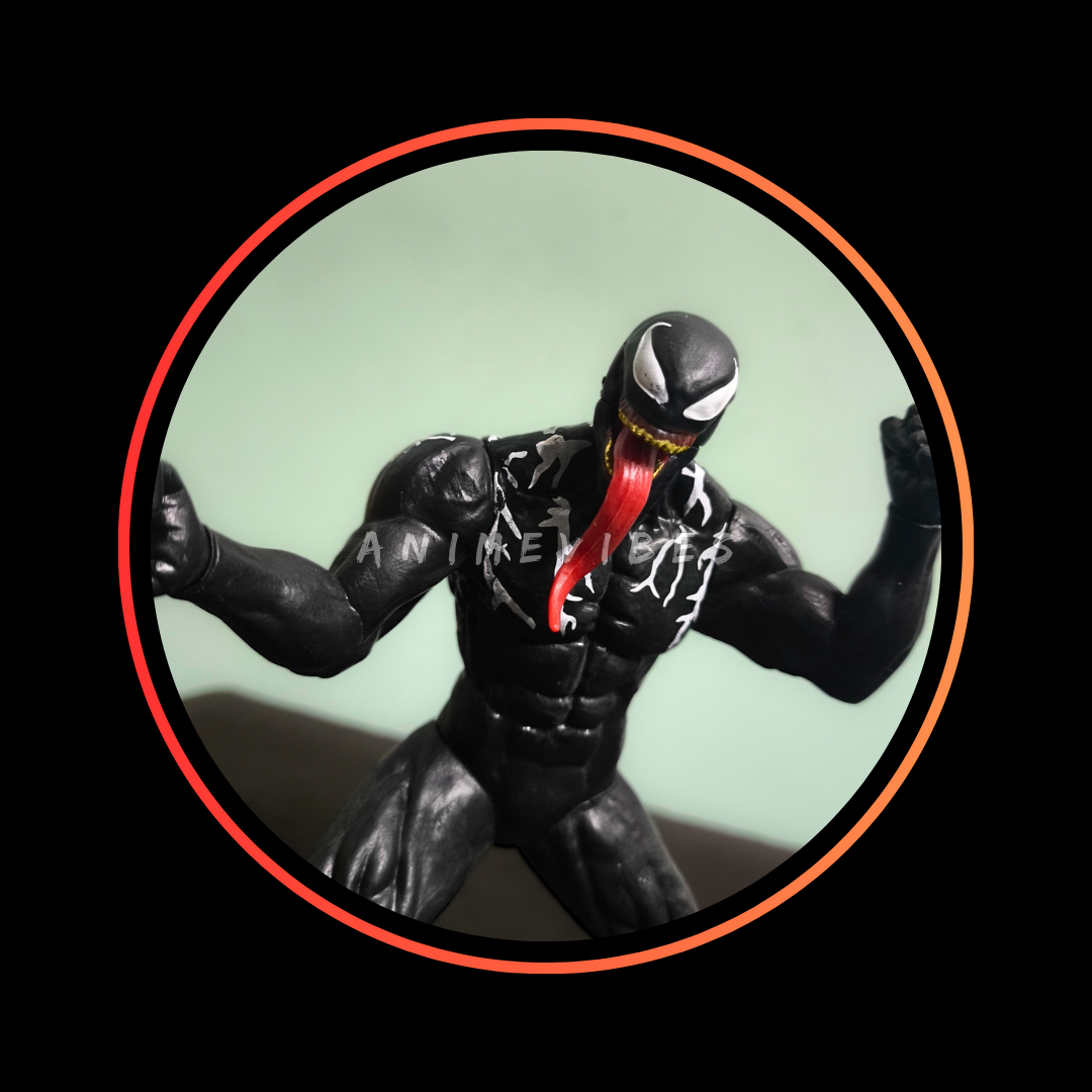 Venom – 17cm Standing Figure