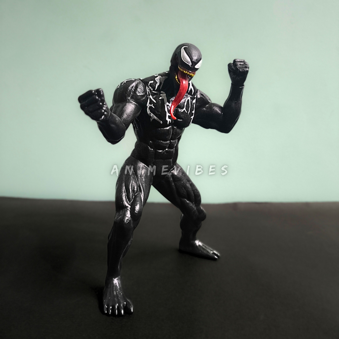 Venom – 17cm Standing Figure