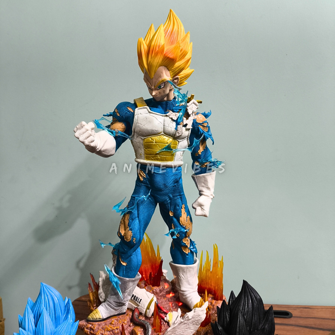 Vegeta 53cm – Premium Statue with LED Base & 3 Interchangeable Faces