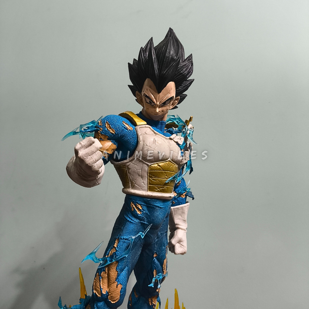 Vegeta 53cm – Premium Statue with LED Base & 3 Interchangeable Faces