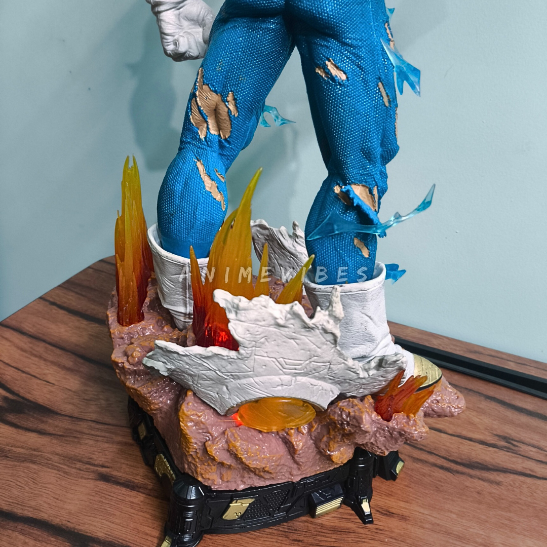 Vegeta 53cm – Premium Statue with LED Base & 3 Interchangeable Faces