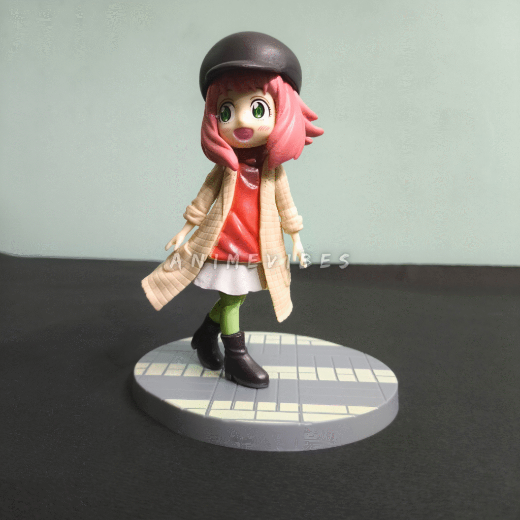 Adorable Anya – 13cm Winter Stroll Edition