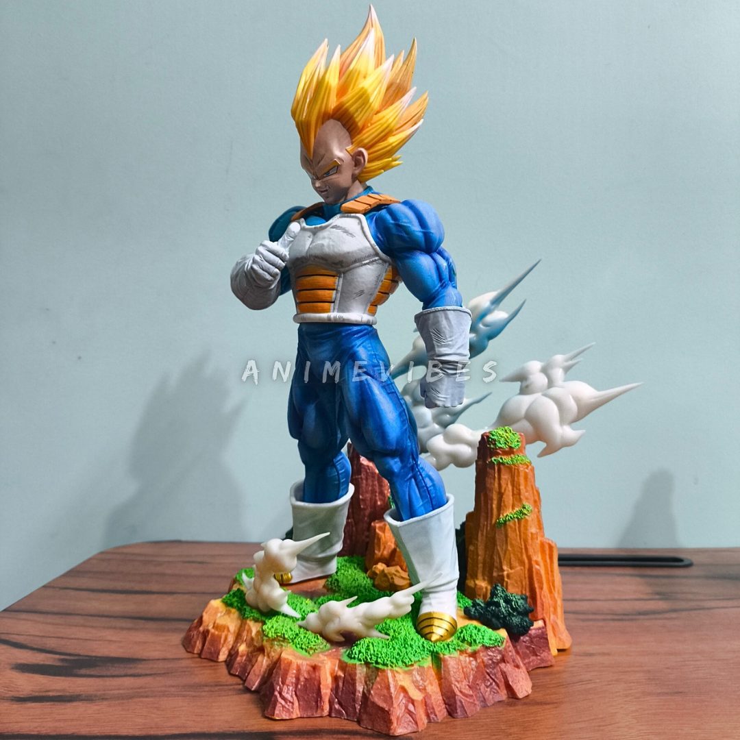 Vegeta 33cm Premium PVC Action Figure - Image 10