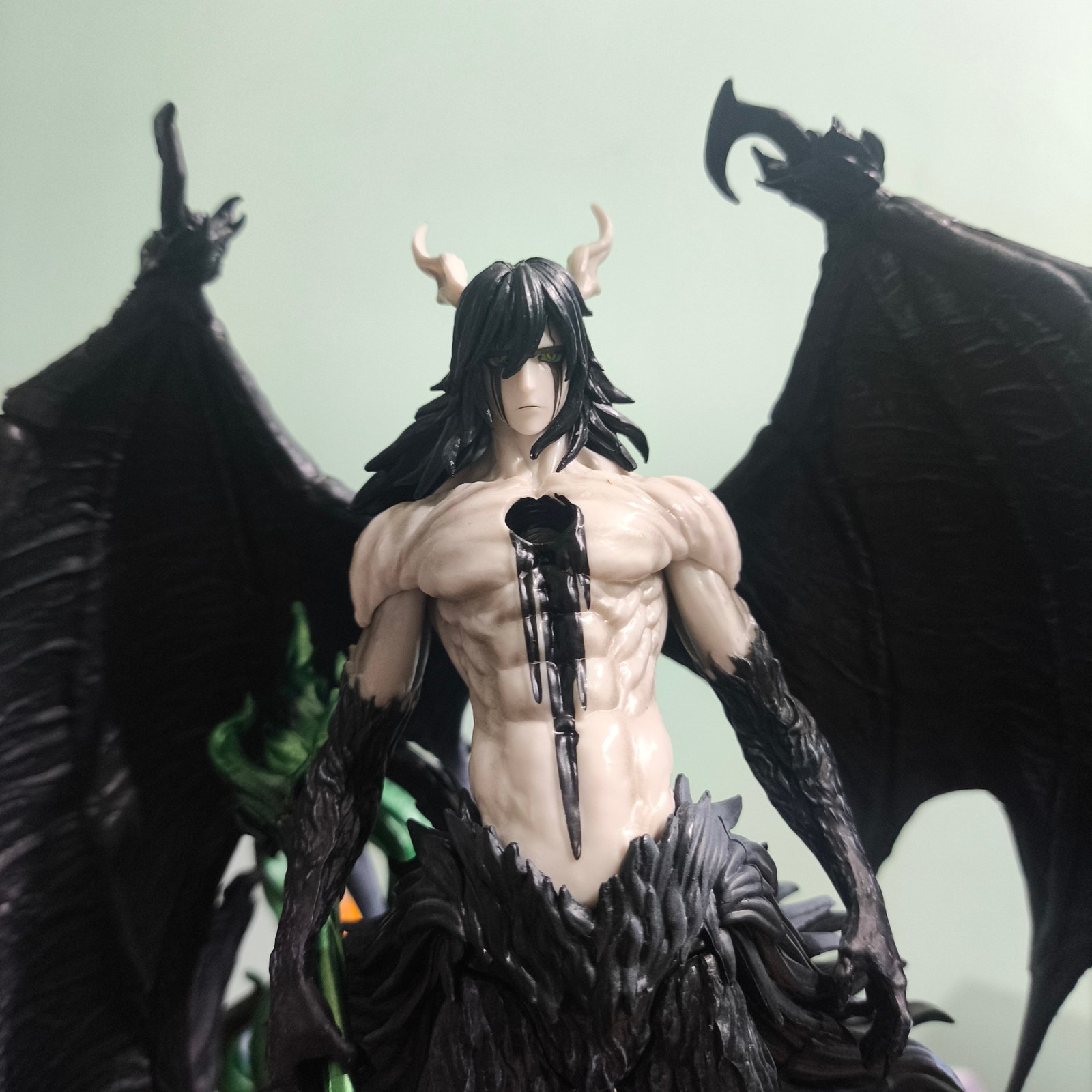 Ulquiorra 30cm Action Figure - Premium Espada Collectible Statue - Image 2