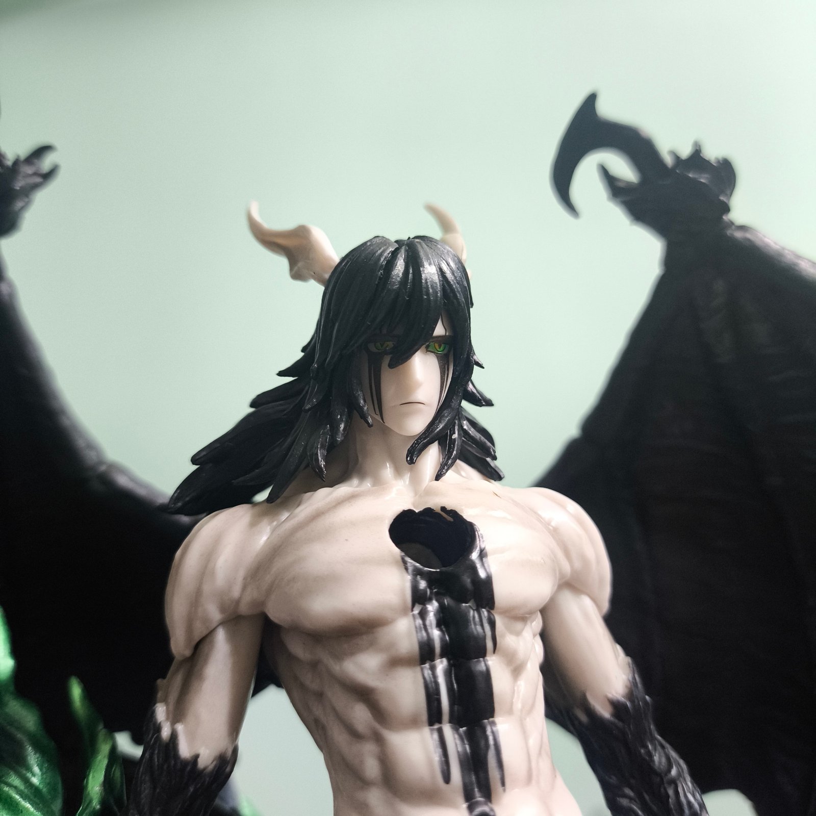 Ulquiorra 30cm Action Figure - Premium Espada Collectible Statue - Image 9
